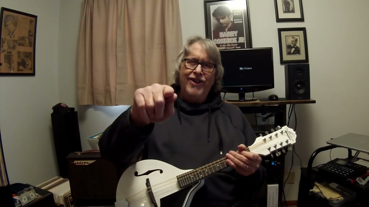 Oscar Schmidt OM10E quick review - YouTube