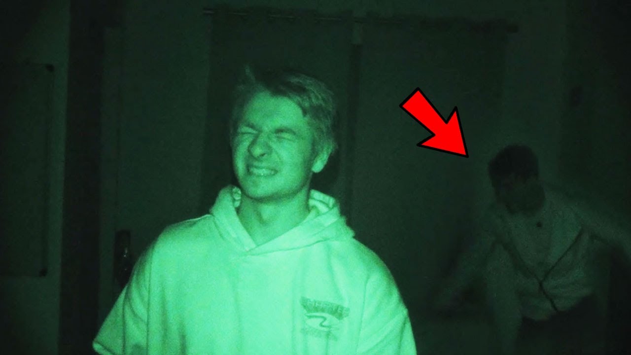 Nascondino In Casa Senza Luci