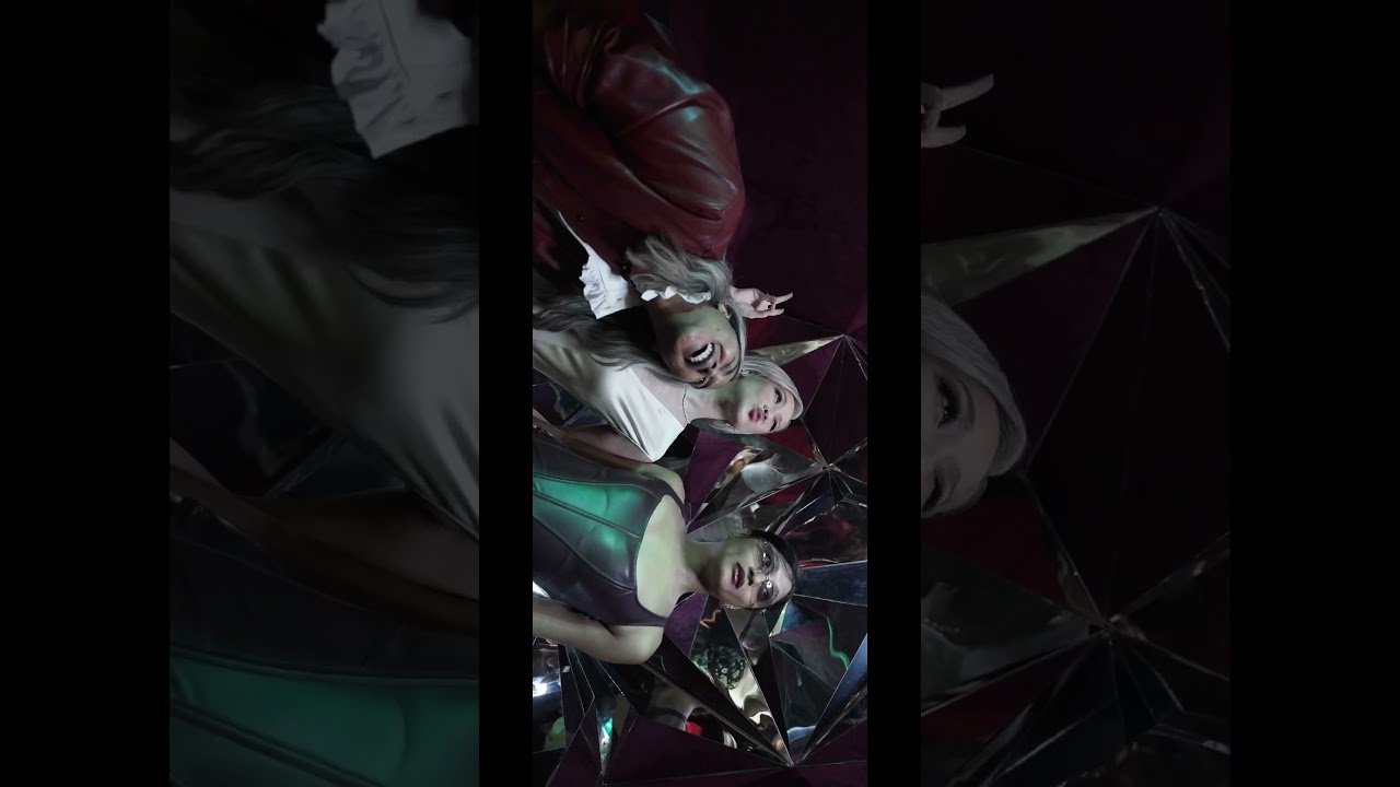 Frank & co.'s 29 Years of Natural Brilliance — an exhibition illuminated by the natural sparkle