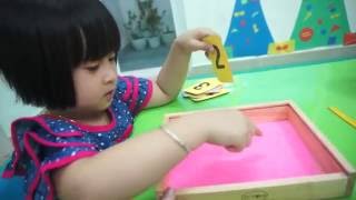 BEEBLUW HOUSE | 3 TUỔI | Nhận diện nét viết trên khay cát screenshot 4