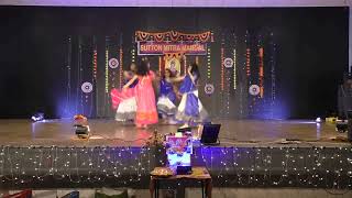 Sutton Mitra Mandal   Diwali 2018   Girls Bollywood Dance