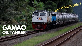 Additional Blue Carriages On Gamao Oil Trains Java Railfanning