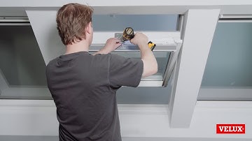 Montage instructie - Vervangen ventilatieklep van VELUX dakraam (V22)