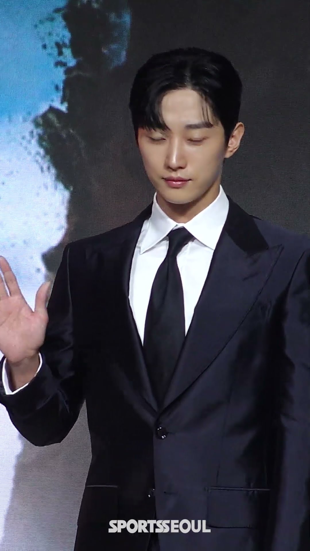 진영, 넘사벽 수트핏 #스위트홈 #Jinyoung
