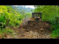 Soyez tmoin de la puissance des bulldozers cat d6r xl dans le nivellement des routes de plantation