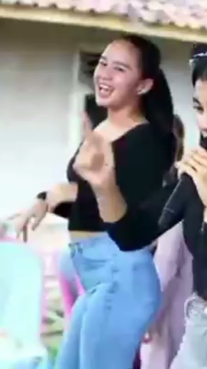 Gara2 sebotol minuman.vokal Tina ganas