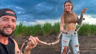 Removing Ticks from Huge ANGRY Snake in Costa Rica and Finding Venomous Sea Snakes!