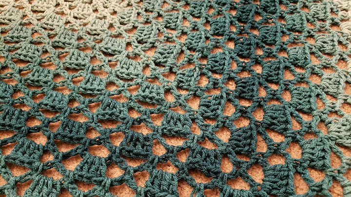 The Diamonds & Cubes Shawl - Crochet Tutorial!