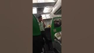 Kocak! Video Pramugara Citilink Ini Bikin Ngakak Penumpangnya! Funny Flight Attendant Citilink!