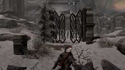 Skyrim: how to yeet a Greybeard off the mountain