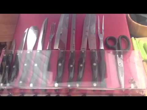 Unboxing of our Classic 5 Knife Set.mp4 on Vimeo