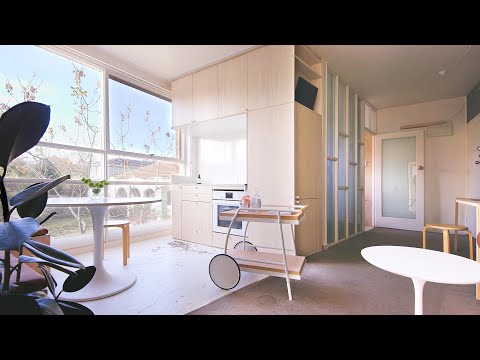 Video: Desain apartemen satu kamar 40 sq. m dalam gaya modern