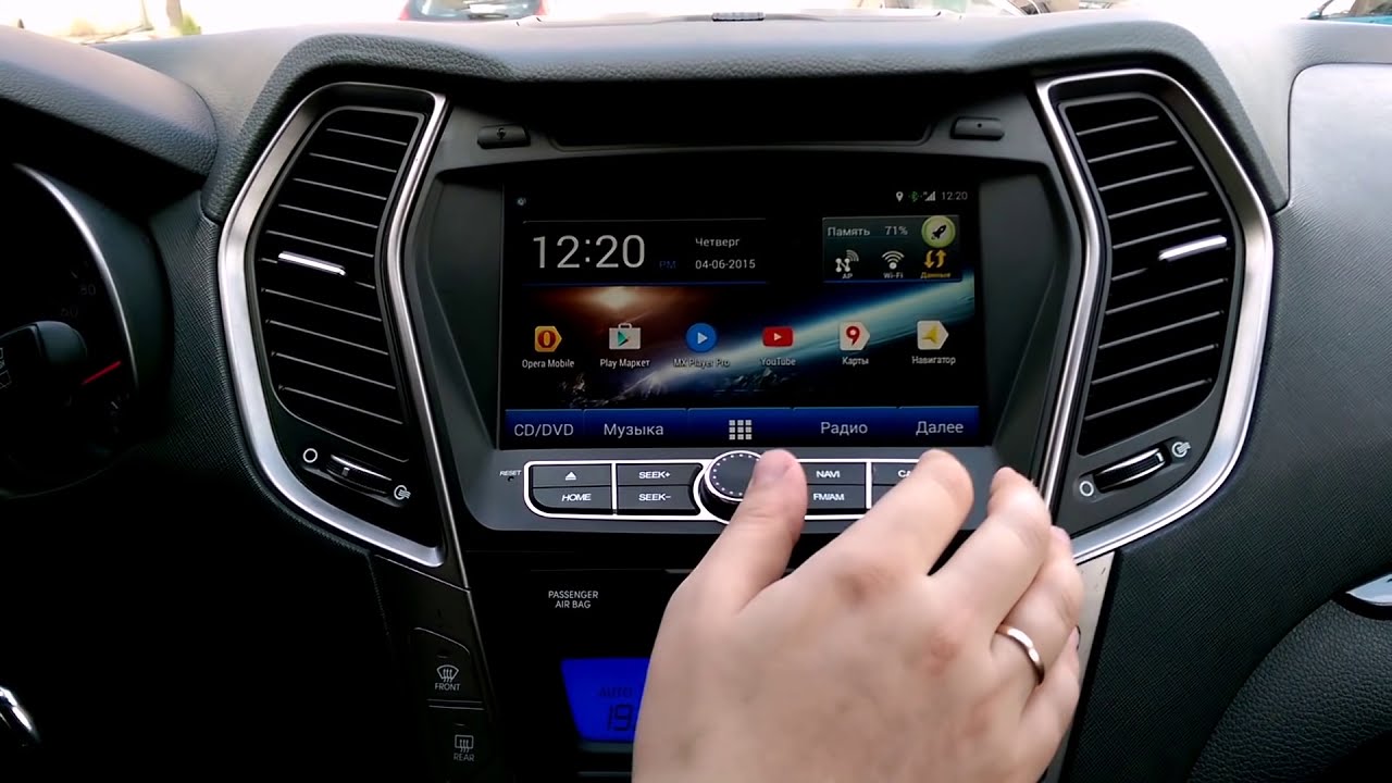 FlyAudio G8127H01 в автомобиле HYUNDAI Santa Fe 2014