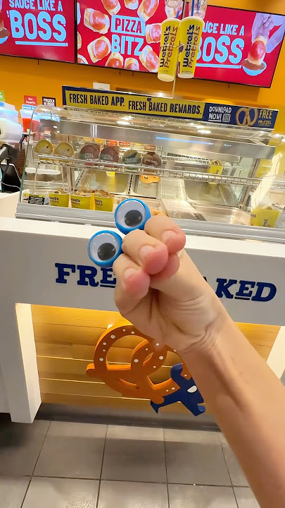 PRETZELS 🥨