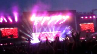 Coldplay - Viva La Vida (clip) @ Pinkpop 2011