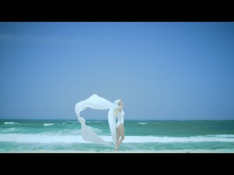 Iamamiwhoami - Blue Blue