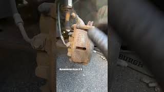 DIY brake replacement tip 😎 #BrakeRepair #DIYMechanic #MechanicTips #MassachusettsMechanic #Auto