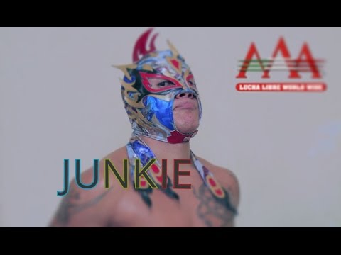 Видео: L.U./AAA Fenix - Junkie HD