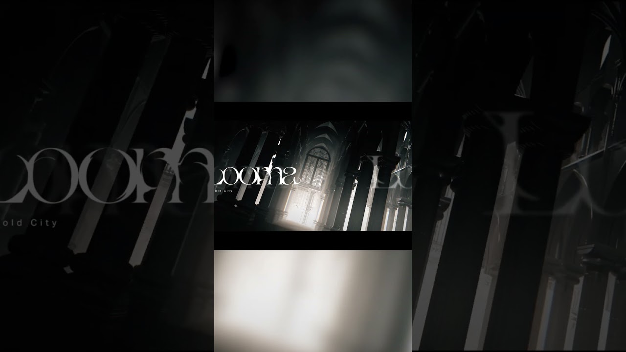 Empty old City - Looma