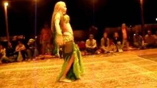 Dubai Belly Dancing In Desert Safari