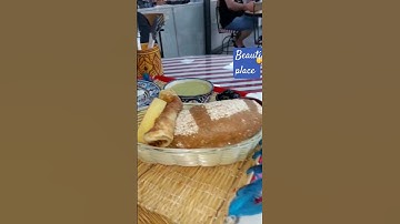 ((فيه آيات بينات مقام ابراهيم ومن دخله كان آمناولله على الناس حج البيت من استطاع اليه سبيلا))