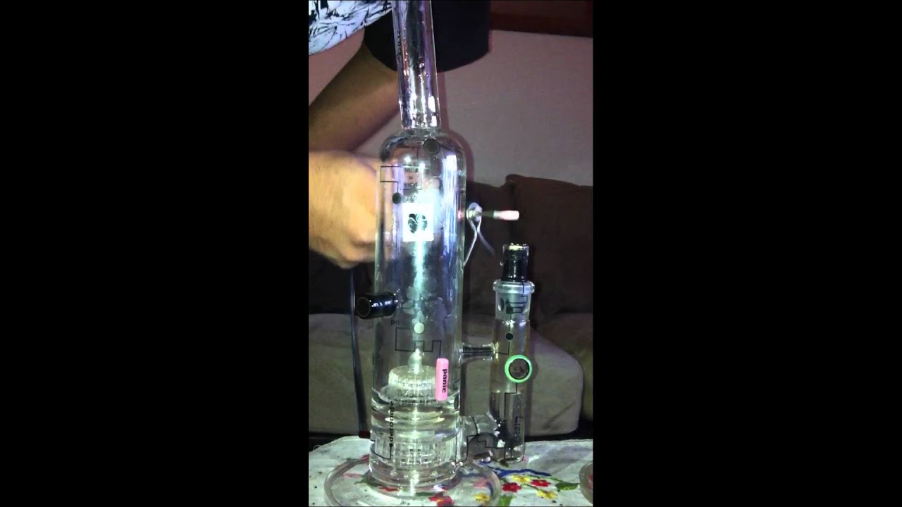 Mobius glass/JAG collab stereo matrix bomb bong milk
