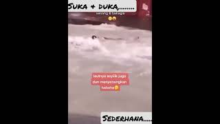 Bahagia di atas Bencana??