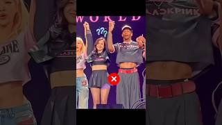 Dancer was heartbroken when Jisoo didn't hold his hand !😭🥲 #blackpink #jisoo #jennie #lisa #rose #yt
