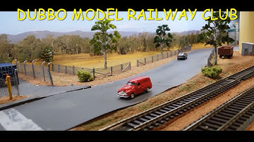 Magnorailoz Dubbo Model Railway Club 01 with cars
