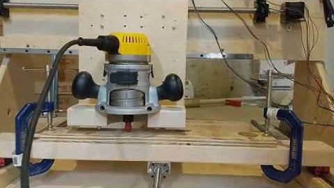 Homemade GRBL CNC Router - First Run