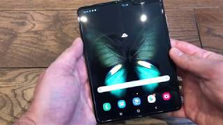 Первая в России распаковка флагманского Samsung Galaxy Fold