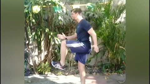 Passada com flexão de quadril