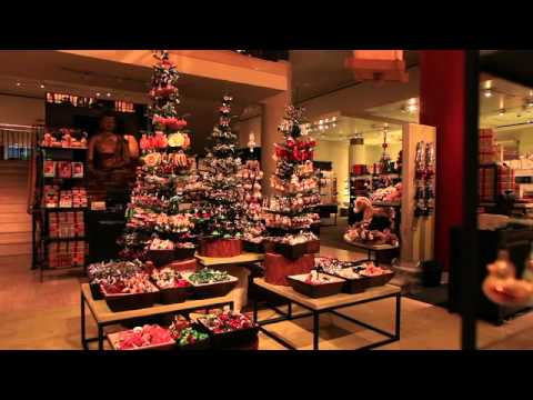 Around the shop Gump's Holiday Shop 2010 - YouTube