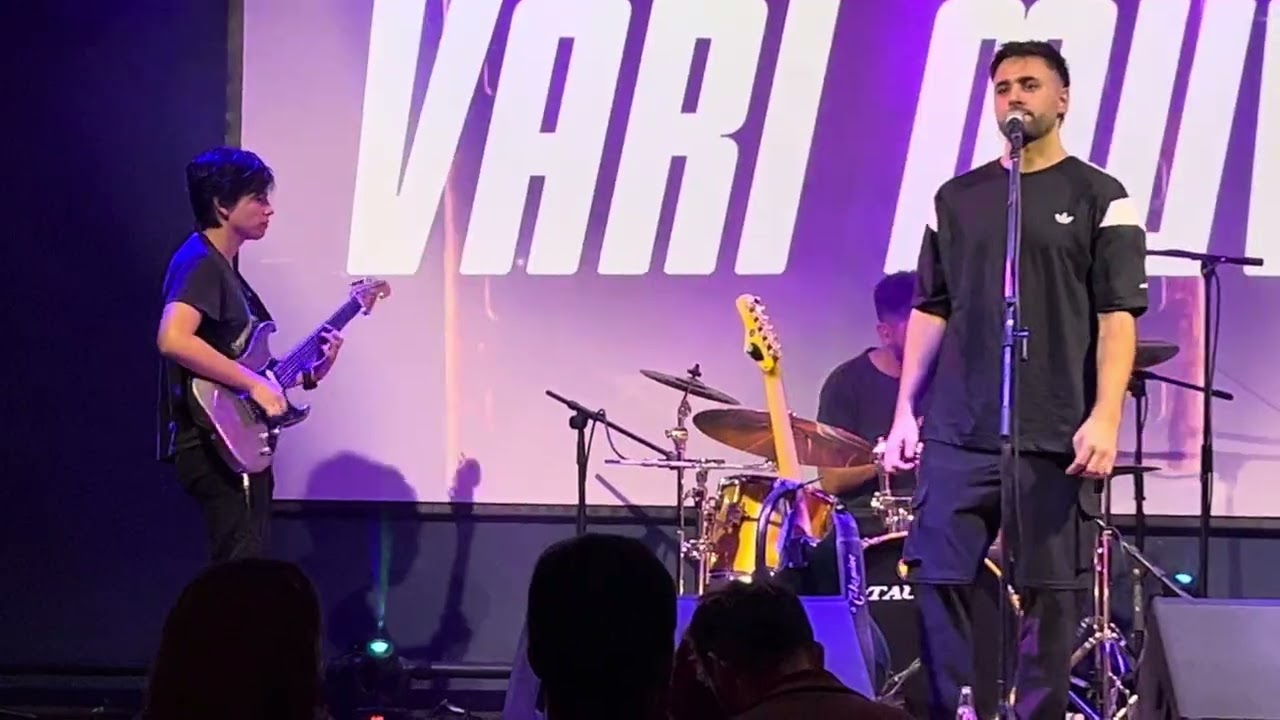 Varí Muv con “Supertition” en el Centro cultural Wiphala 