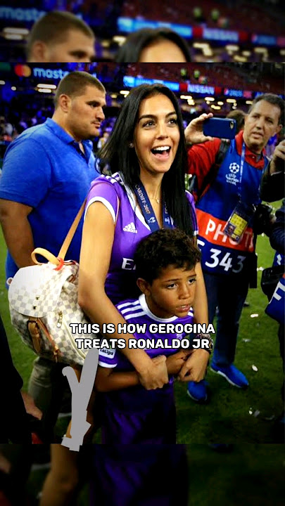 Georgina Loves Ronaldo Jr Like Her Own Child🥰♥️ #shorts #ronaldo #georginarodriguez #shortsvideo