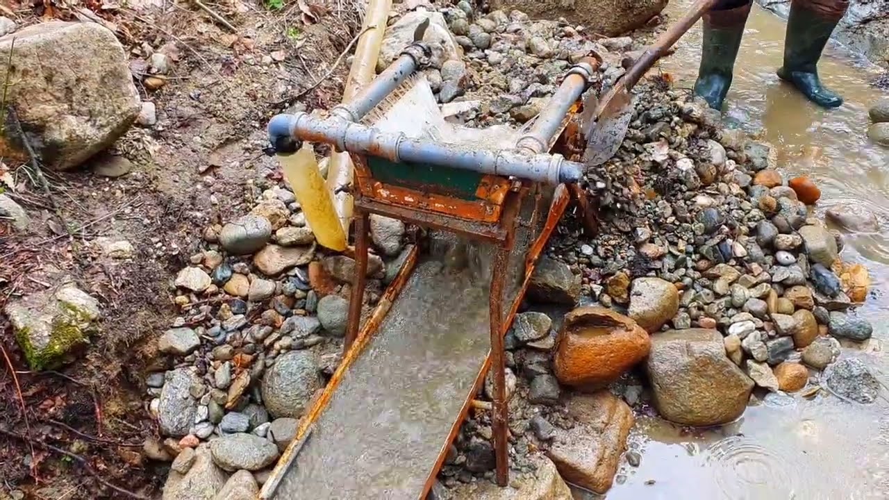 GOLD RUSH 2026! Gold Discovery in a Lost Ancient Stream