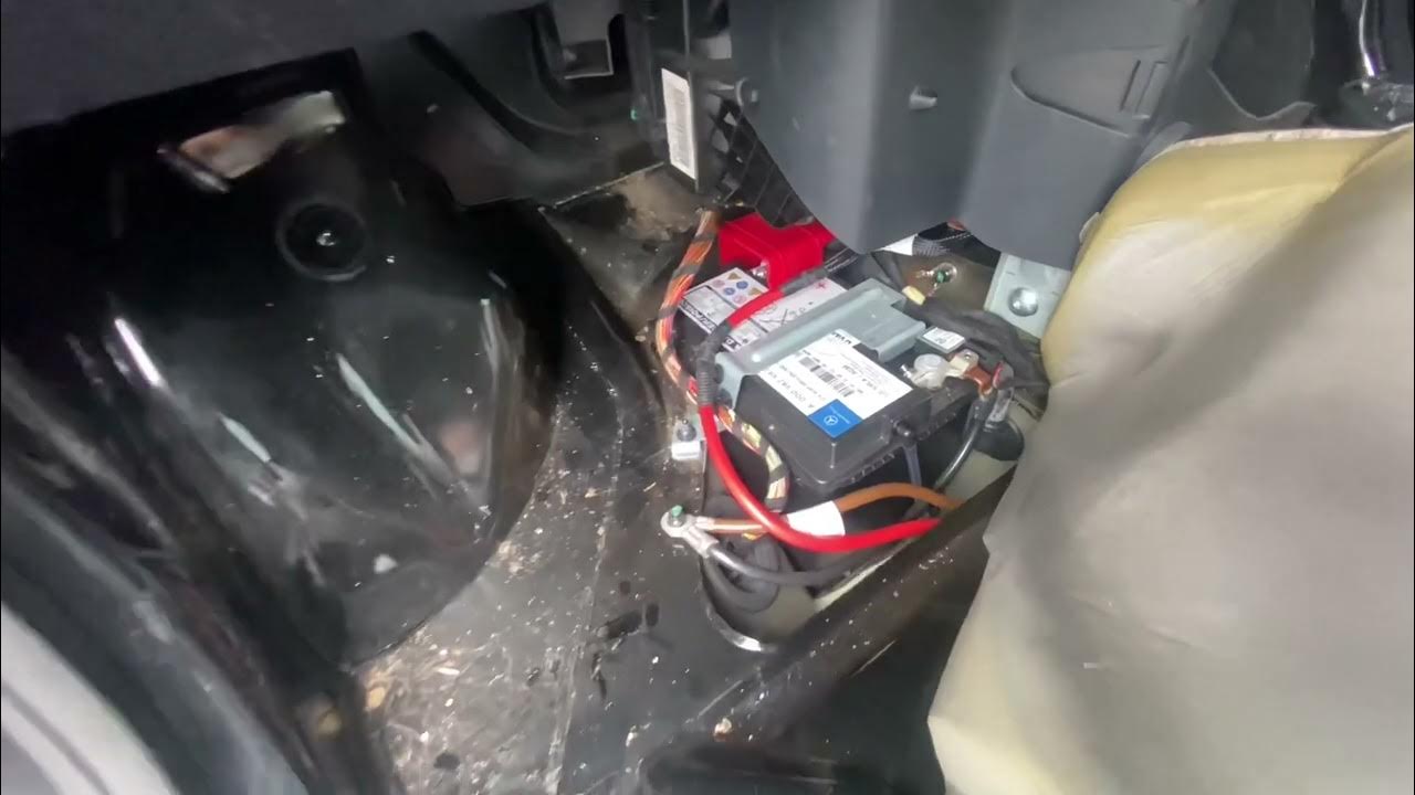 Smart car ForTwo 2013 Battery location And how to jump start YouTube