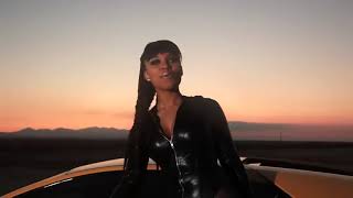 Teairra Mari Black N Yellow
