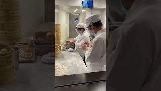 Mission: Copy Din Tai Fung Soup Dumplings. #howto #skills #soupdumplings #foodhacks