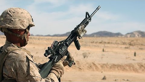 Modern Warfare (2019) : Making a Colt M16A4 5.56x45mm