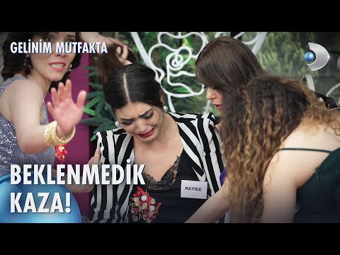 Hatice neden hastaneye kaldırıldı? | Gelinim Mutfakta 1125. Bölüm