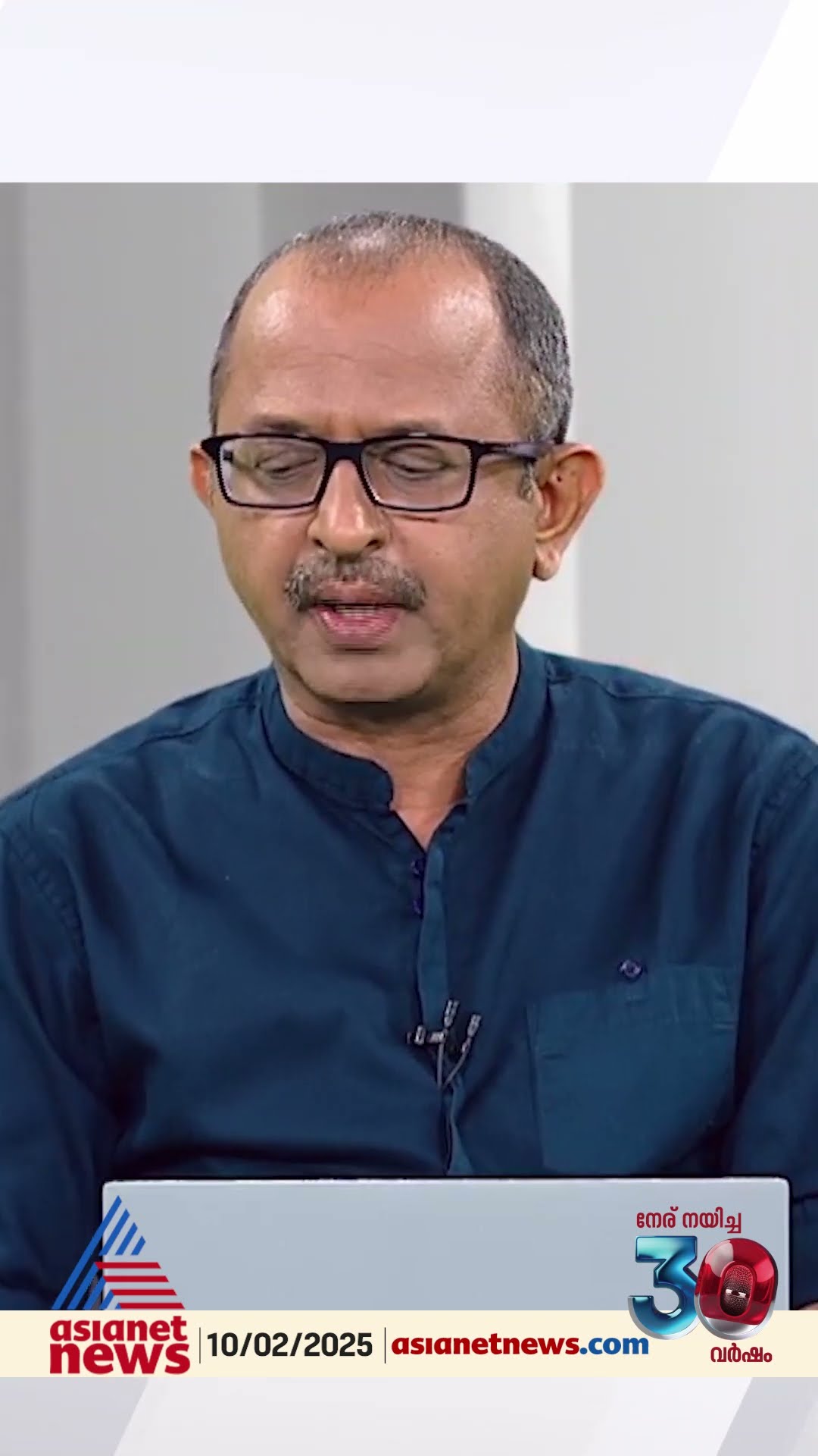 'പ്രതികരിക്കുന്ന രാഷ്ട്രീയക്കാരോടാണ്, നിങ്ങൾക്കൊക്കെ കിട്ടിയ പണമെങ്കിലും തിരിച്ചുകൊടുക്കണം '