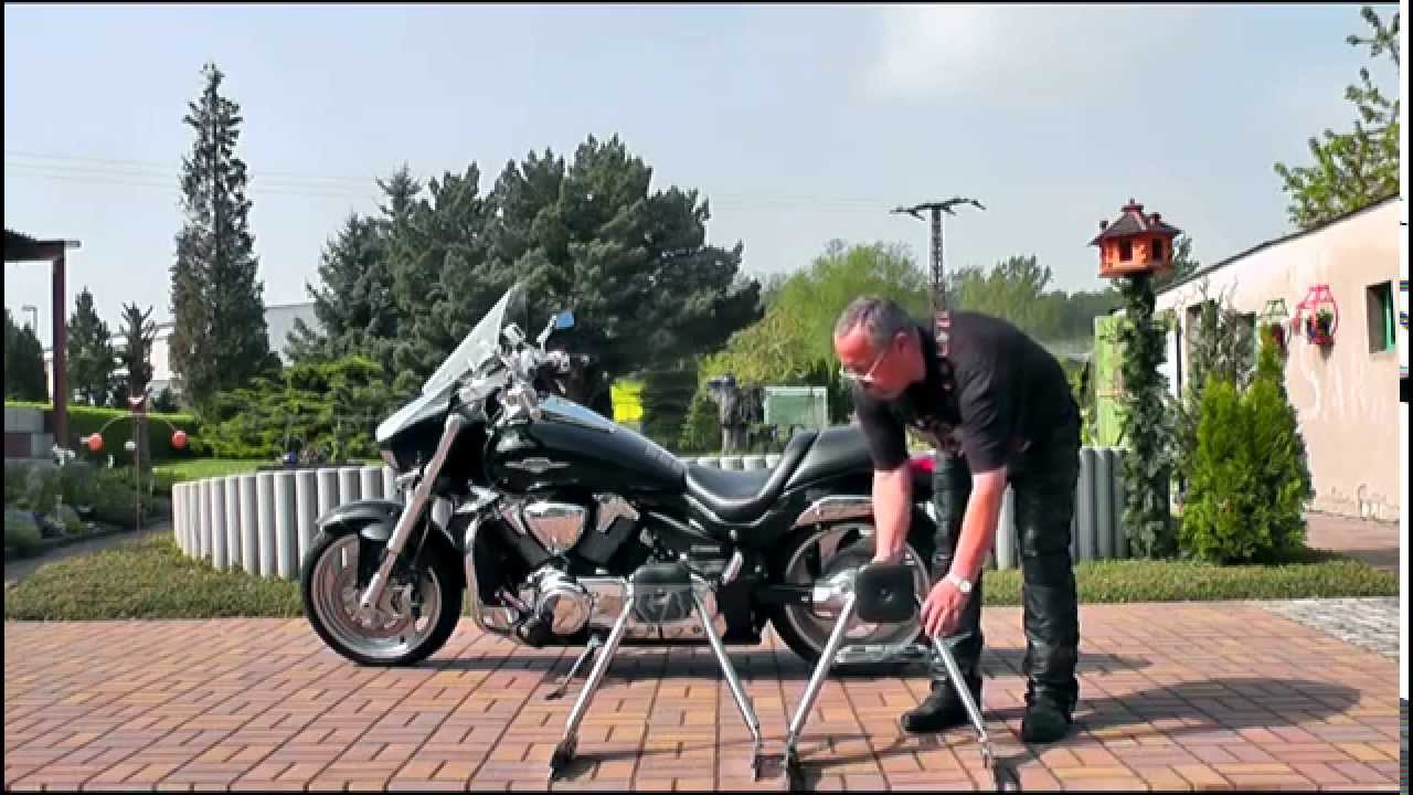 Top + Sissy - M1800R - M109R