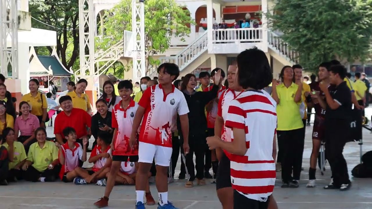 แมตช์#ชิงชนะเลิศ  #วอลเลย์บอลชาย  ม.ต้น ระหว่าง สีแดง VS สีฟ้า #กีฬาสี #โรงเรียนเมืองคง