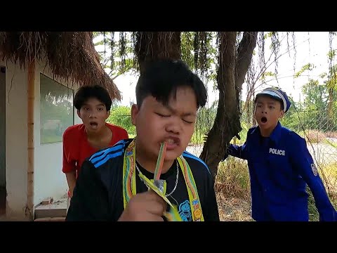 Anh Cảnh Sát Trả Chupa Chups Đây - Trò Chơi Hóa Trang Cảnh Sát Bắt Tội Phạm