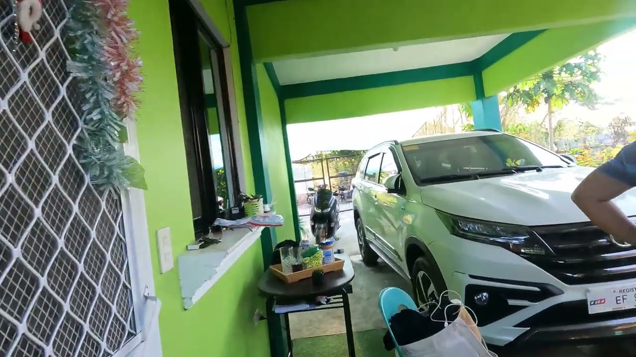 Продается загородный дом площадью 500 кв.м в Замбалесе.