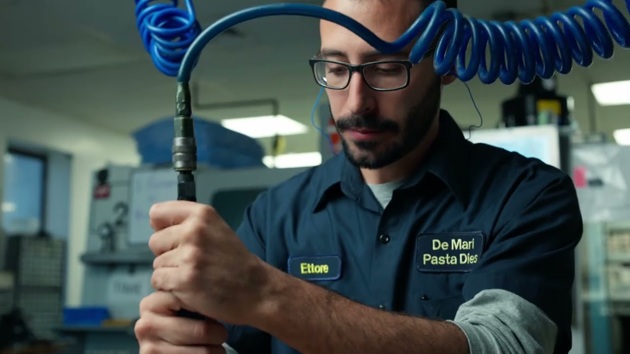 DeMari BrandAnthem Full 002