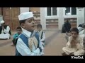 بكاء رهيب من طفل اثناء ختم القرآن الكريم