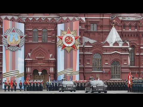 Video | Rusya 9 Mayıs Zafer Günü'nü kutladı: Kızıl Meydan'da dev askeri geçit töreni