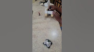 Witch Doctor Hexbug / BATTLEBOT | Controlled by a Modified Remote